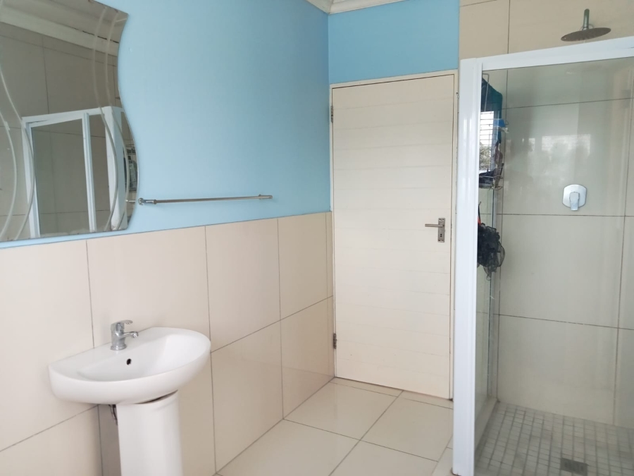 4 Bedroom Property for Sale in Gonubie Eastern Cape